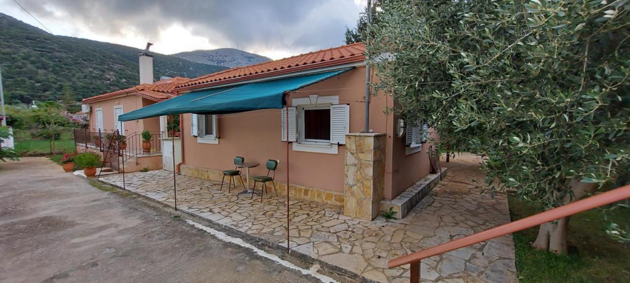 The Seasons Of Nickolas Agia Efimia Buitenkant foto